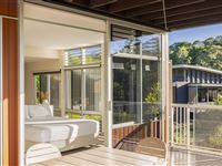 Peppers-Noosa-Resort-5-Bedroom-Deluxe-Villa-Temporary-2